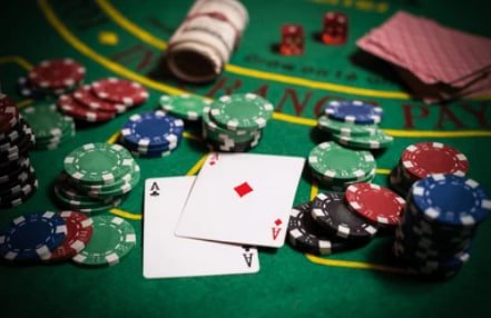 cczz slot game interface displayed on a Filipino player's mobile phone